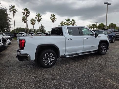 New 2026 GMC Sierra 1500 SLT w/ SLT Premium Plus Package AWD/4WD image 12