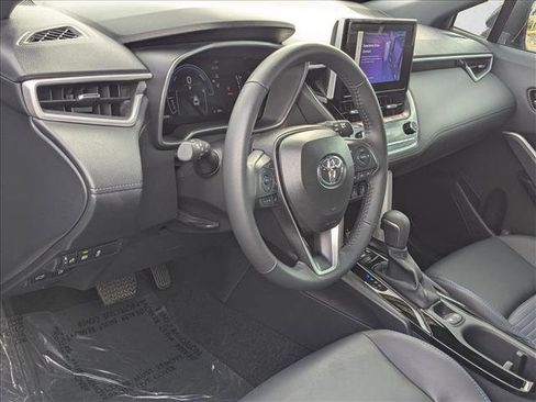 Used 2025 Toyota Corolla Cross AWD Hybrid w/ Convenience Package image 9