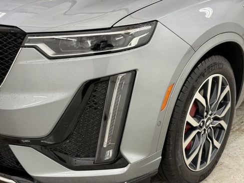 Certified 2025 Cadillac XT6 Sport w/ Platinum Package image 15