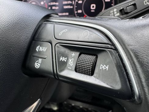 Used 2018 Audi Q7 3.0T Prestige AWD/4WD image 27