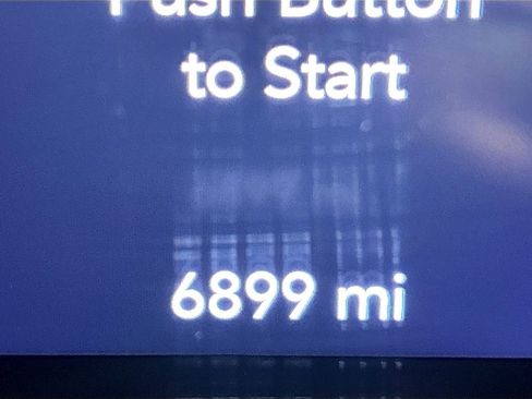 Used 2022 Jeep Gladiator Rubicon w/ Trailer Tow Package image 8