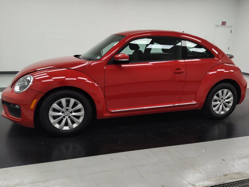 Used 2019 Volkswagen Beetle 2.0T S FWD image 2