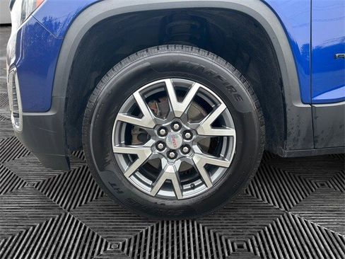 Used 2023 GMC Acadia SLT image 14