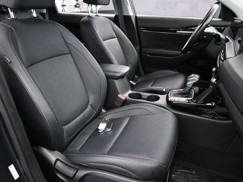 Used 2024 Kia Seltos EX FWD image 46