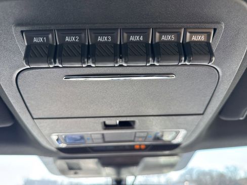 New 2026 Ford F250 Lariat w/ Black Appearance Package image 29