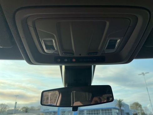 Used 2021 Chevrolet Silverado 1500 Custom w/ Safety Confidence Package image 22