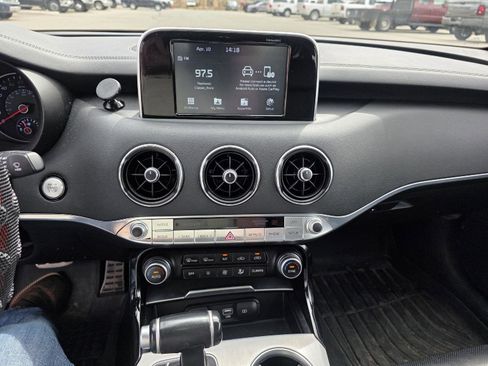 Used 2019 Kia Stinger GT image 9