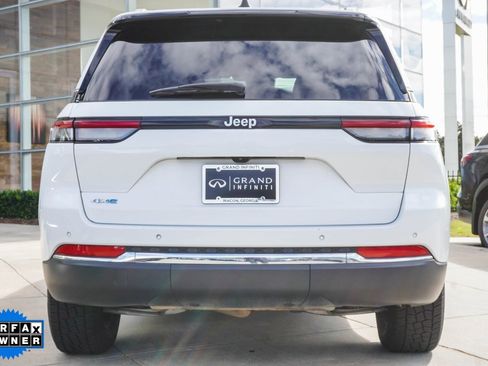 Used 2024 Jeep Grand Cherokee Limited 4xe image 10