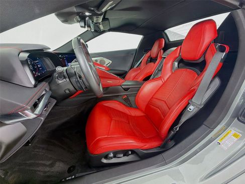 Used 2024 Chevrolet Corvette Stingray Preferred Conv w/ Battery Protection Package RWD image 5