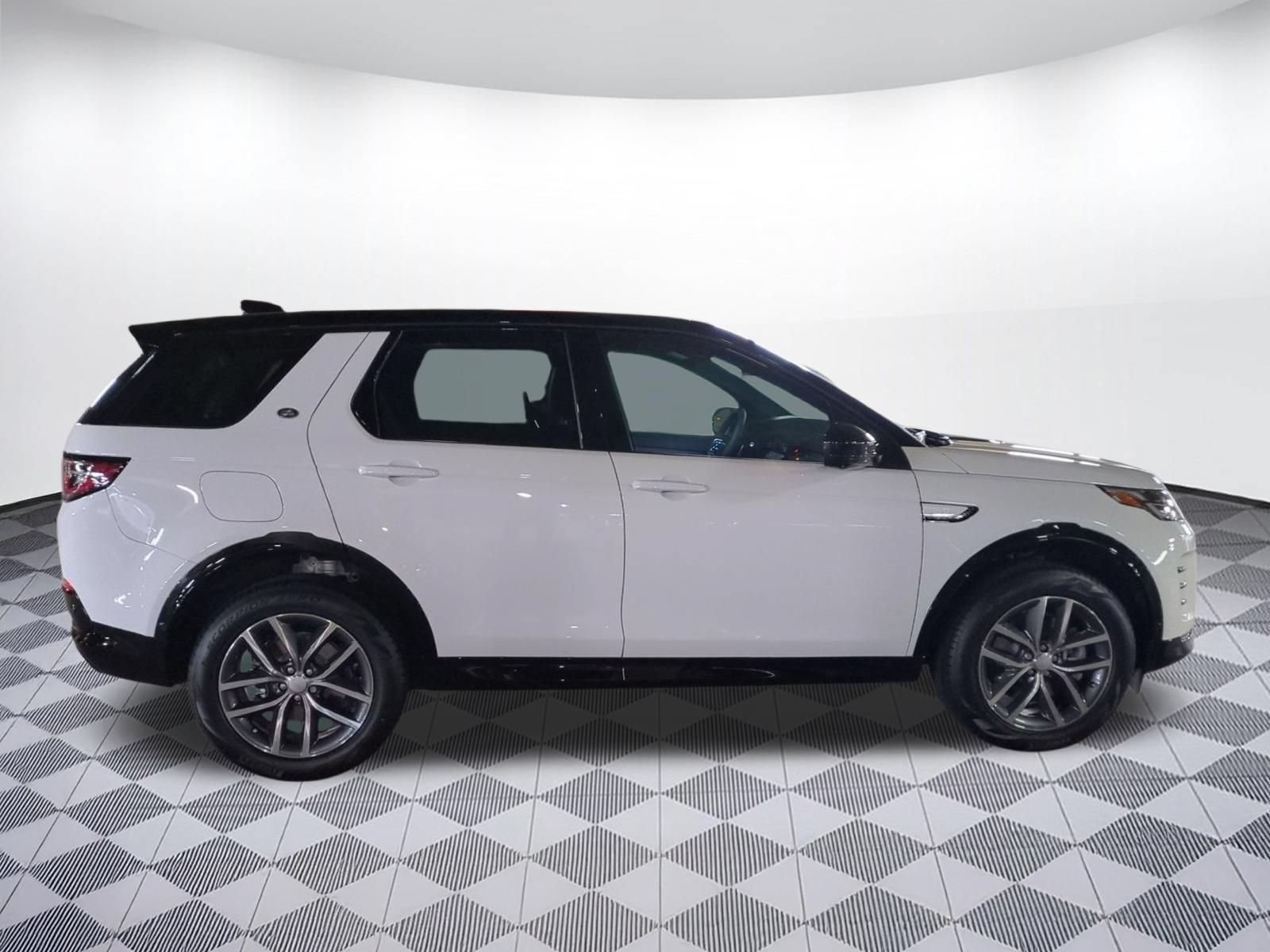 New 2026 Land Rover Discovery Sport Landmark AWD/4WD image 6