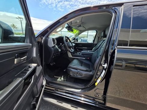 Used 2023 Toyota Tundra Limited w/ TRD Off-Road Package AWD/4WD image 9