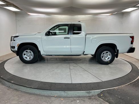 New 2026 Nissan Frontier S image 2