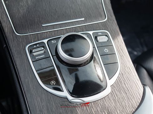 Used 2020 Mercedes-Benz C 300 4MATIC Sedan image 36