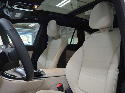 New 2026 Mercedes-Benz GLC 300 4MATIC image 21