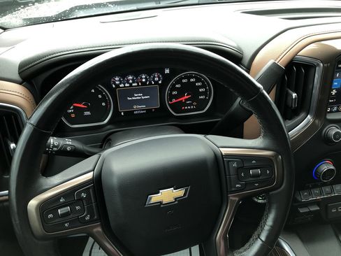 Used 2019 Chevrolet Silverado 1500 High Country w/ Safety Package II image 15