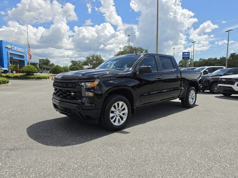New 2026 Chevrolet Silverado 1500 Custom RWD image 10