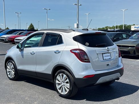Used 2020 Buick Encore Preferred w/ Safety Package FWD image 5