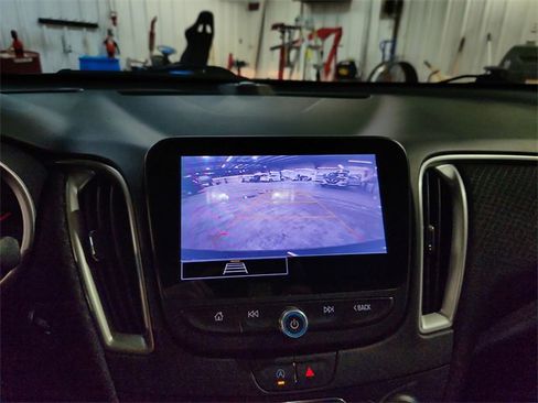 Used 2022 Chevrolet Malibu RS image 15