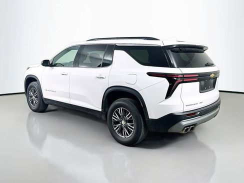 New 2026 Chevrolet Traverse LT image 7