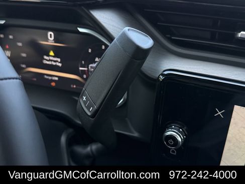 New 2026 GMC Sierra 2500 AT4X AWD/4WD image 15