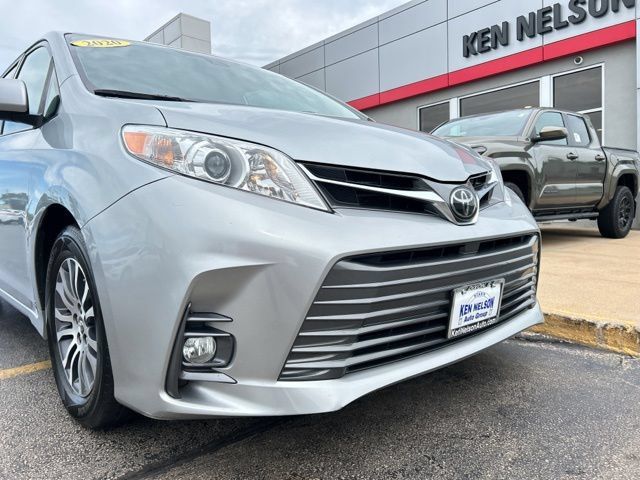 Used 2020 Toyota Sienna XLE FWD image 4