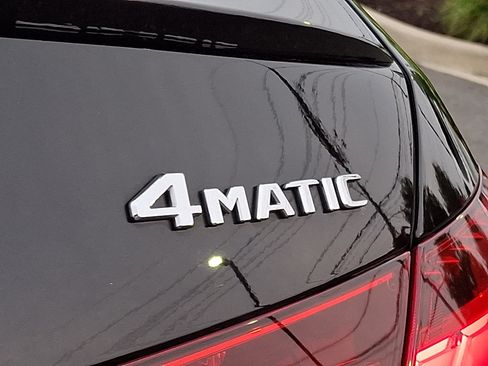 Used 2023 Mercedes-Benz C 300 4MATIC Sedan w/ Exclusive Trim Package image 30