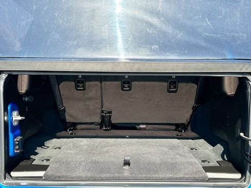 Used 2024 Jeep Wrangler Sahara image 25