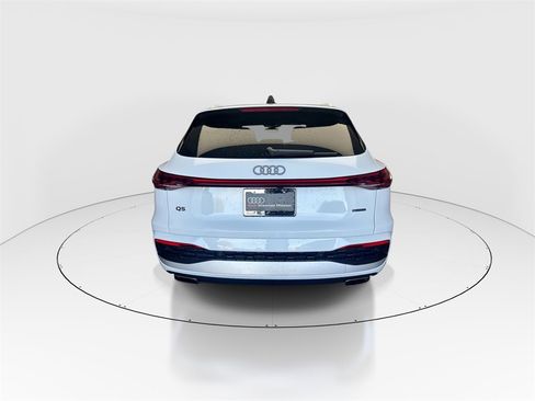 New 2025 Audi Q5 Premium Plus image 7