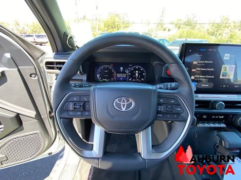 New 2026 Toyota 4Runner TRD Off-Road Premium AWD/4WD image 34