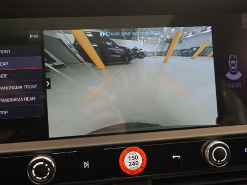 New 2026 Porsche Macan GTS AWD/4WD image 45