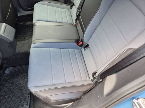 Used 2025 Volkswagen Jetta SE FWD image 25