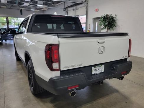 Used 2021 Honda Ridgeline Black Edition image 7