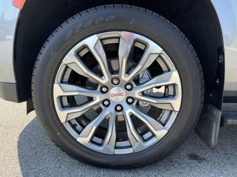 Used 2021 GMC Yukon Denali w/ Denali Ultimate Package AWD/4WD image 47