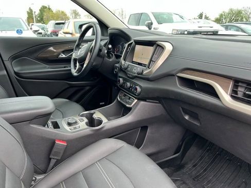 Used 2024 GMC Terrain Denali w/ Denali Premium Package AWD/4WD image 33
