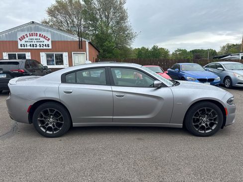 Used 2018 Dodge Charger GT AWD/4WD image 4