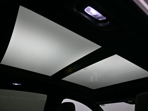 Used 2024 Cadillac XT5 Premium Luxury image 38