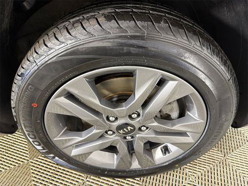 Used 2021 Kia Seltos S image 12