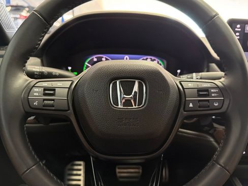Used 2025 Honda Accord Sport image 22