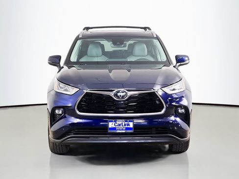 Used 2020 Toyota Highlander Limited AWD/4WD image 2