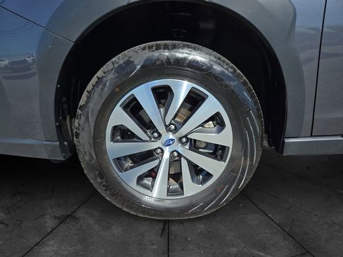 Used 2025 Subaru Outback Premium image 14