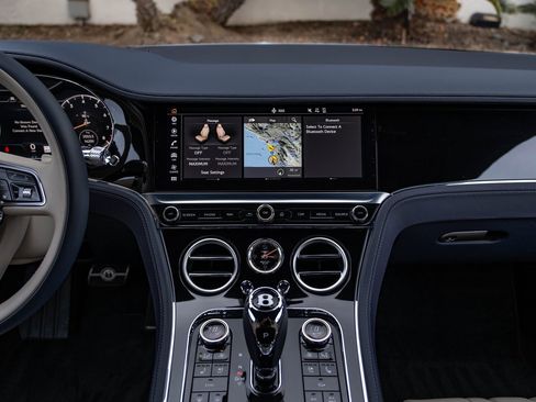 Used 2023 Bentley Continental GT Mulliner image 36