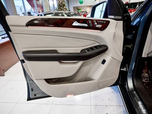 Used 2019 Mercedes-Benz GLS 450 4MATIC w/ Premium 1 Package image 15