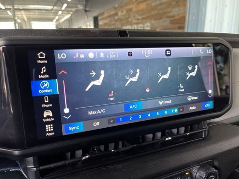 Used 2025 Jeep Wrangler Unlimited Sport AWD/4WD image 37