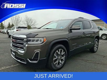 Certified 2020 GMC Acadia SLE w/ Driver Convenience Package