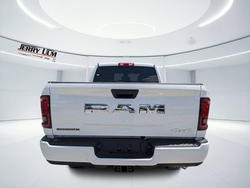 New 2026 RAM 2500 Big Horn AWD/4WD image 4