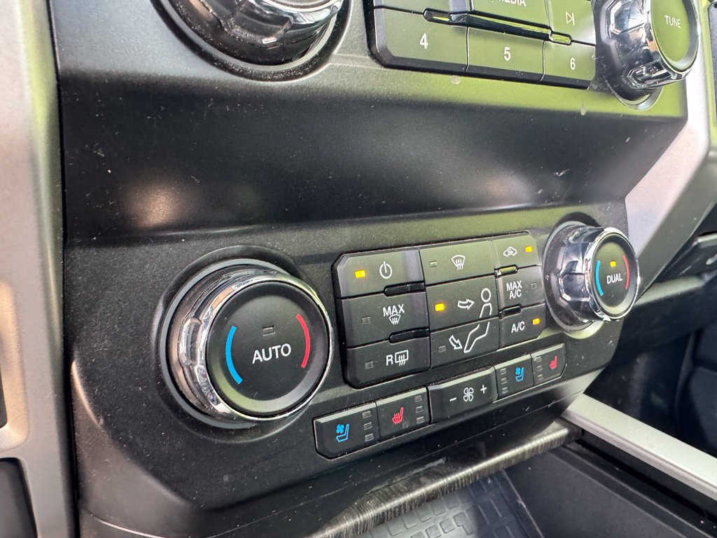 Used 2021 Ford F250 Lariat AWD/4WD image 23