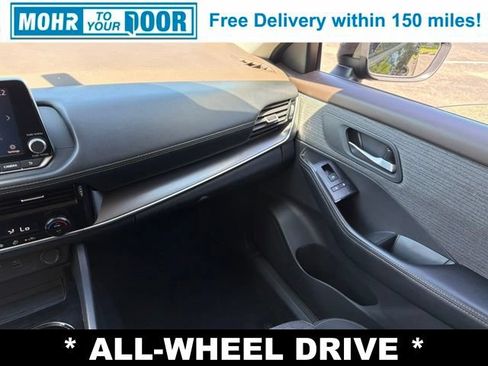 Used 2021 Nissan Rogue SV AWD/4WD image 28