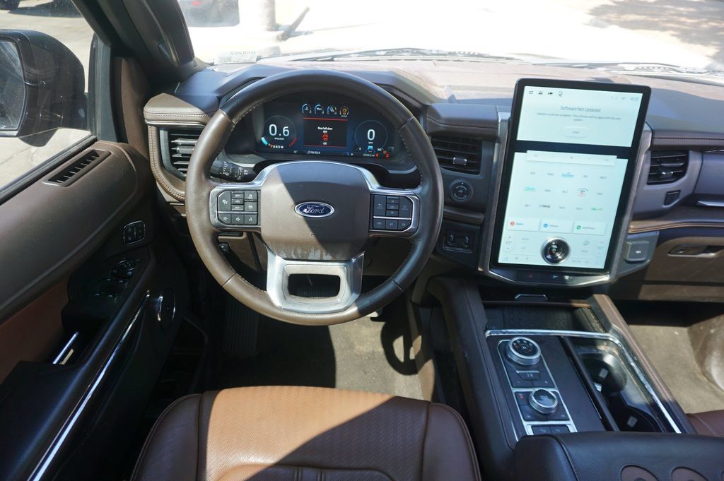 Used 2022 Ford Expedition Max King Ranch AWD/4WD image 6