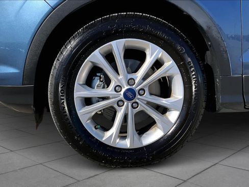 Used 2018 Ford Escape SE w/ SE Sync 3 Package image 11