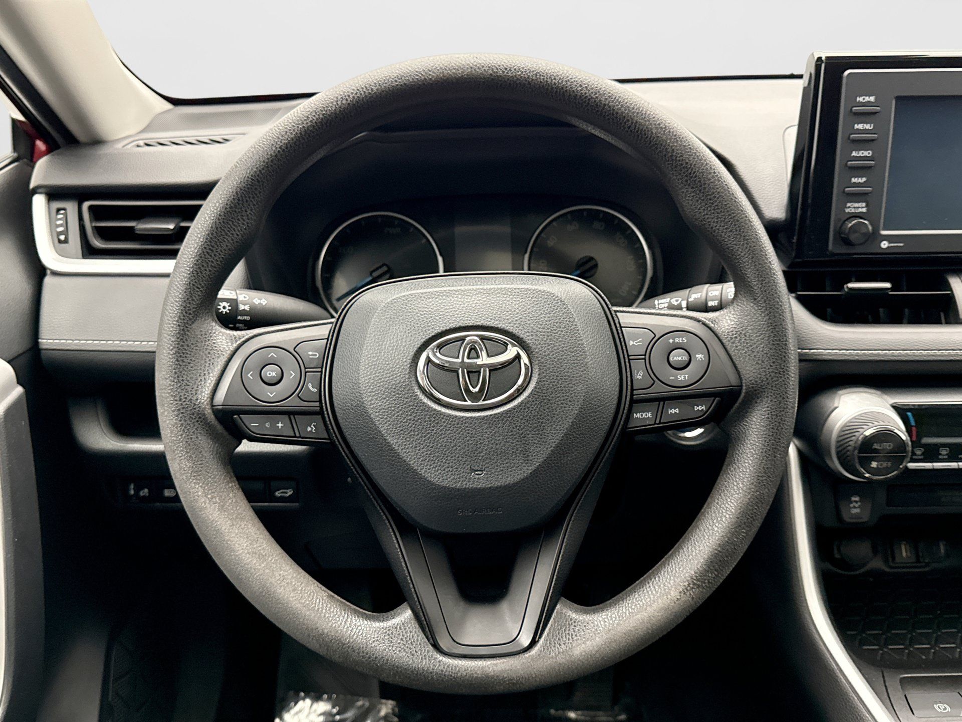 Used 2022 Toyota RAV4 XLE w/ Convenience Package AWD/4WD image 12